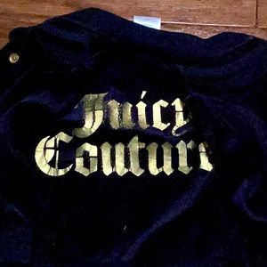 so it is juicy couture and i amselling it for $15